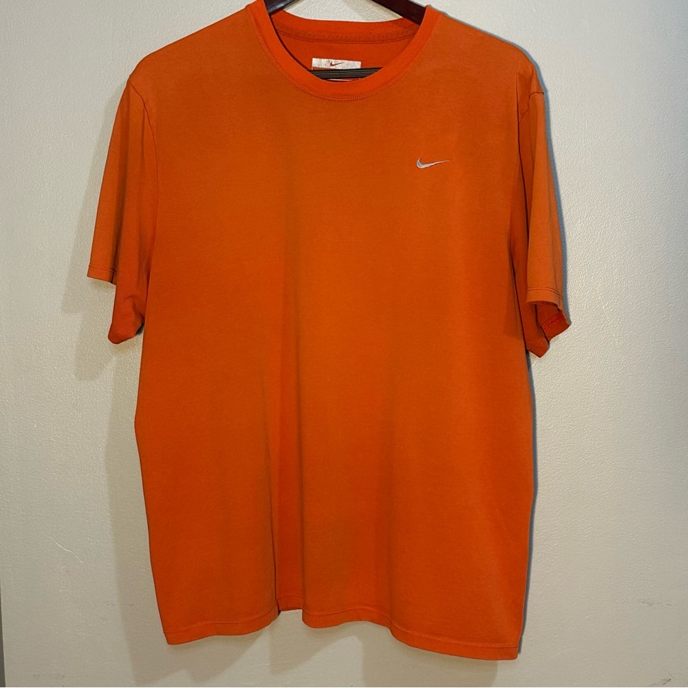 Nike Men's Vibrant Orange Short Sleeve Shirt